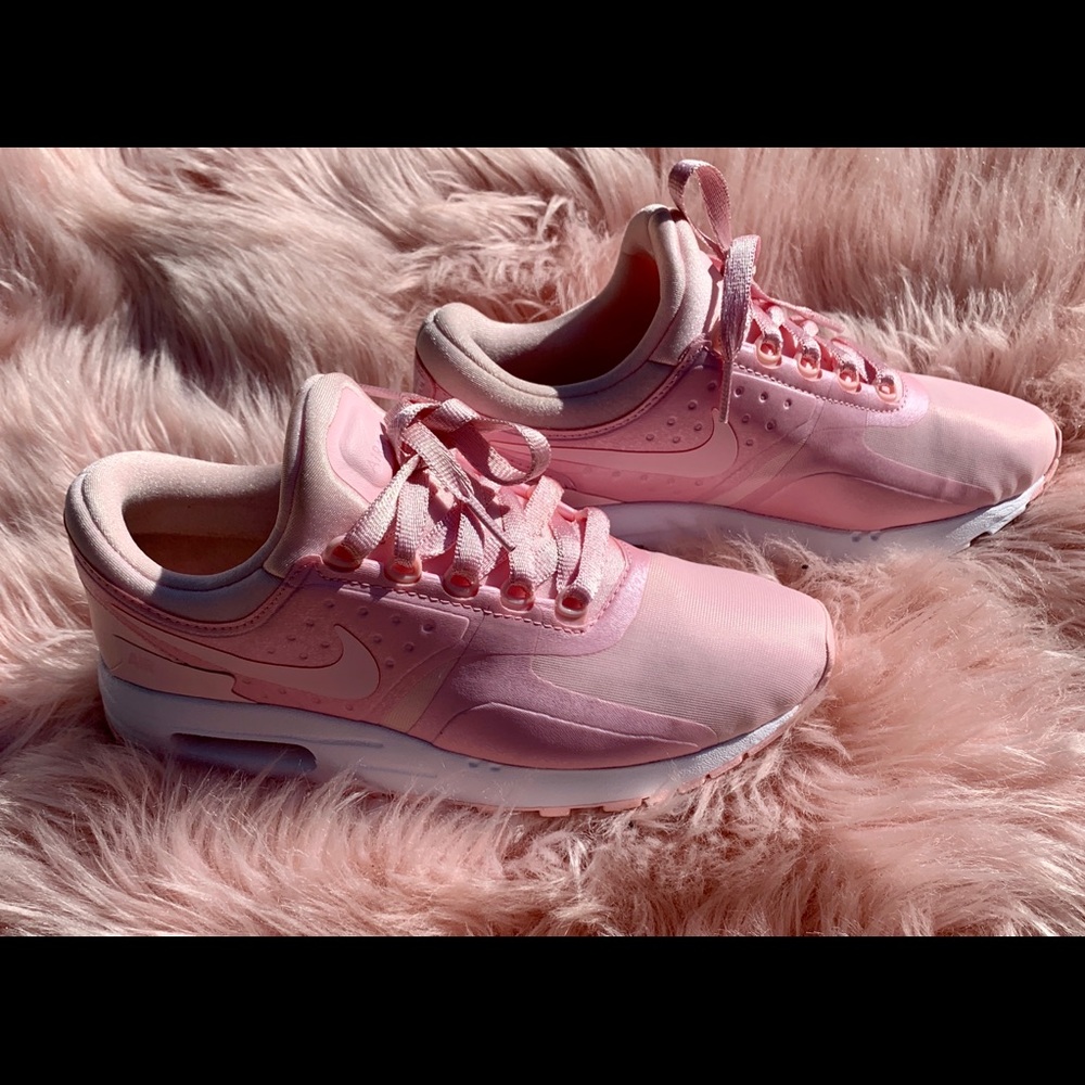 Pink AirMAX Nike SIZE: 5 OR 37 1/2 = 7